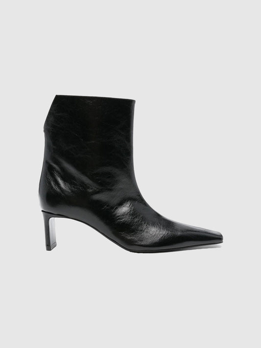 'Ona' ankle black boots