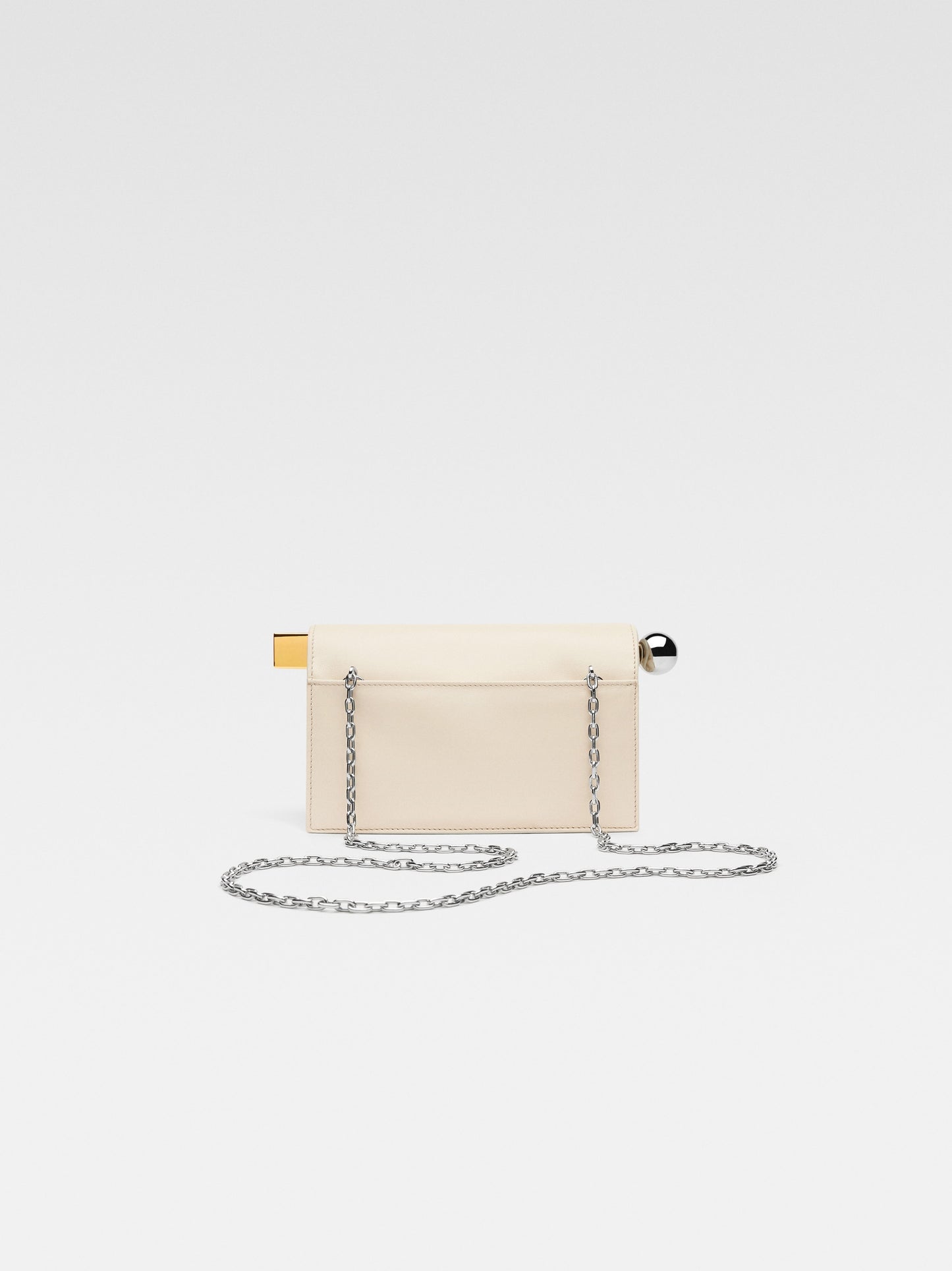 The small Rond Carré clutch
