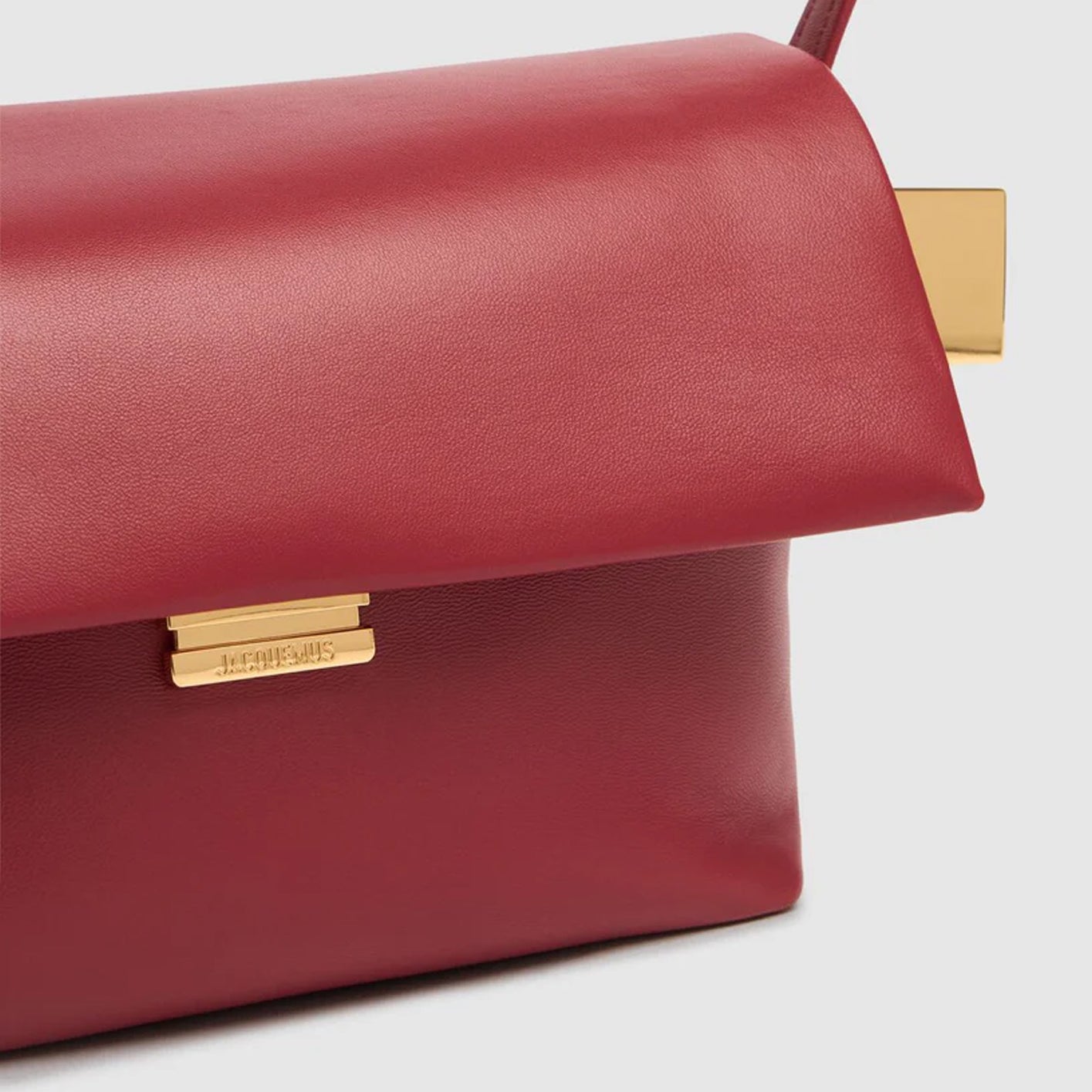 Le Rond Carre leather shoulder bag