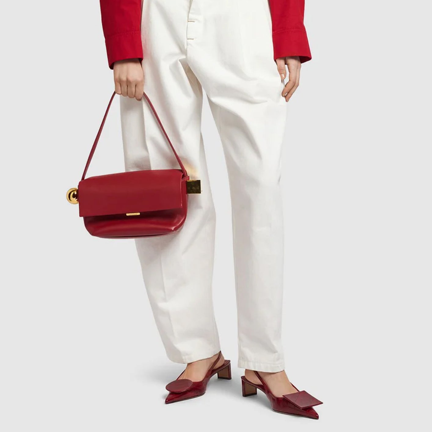 Le Rond Carre leather shoulder bag