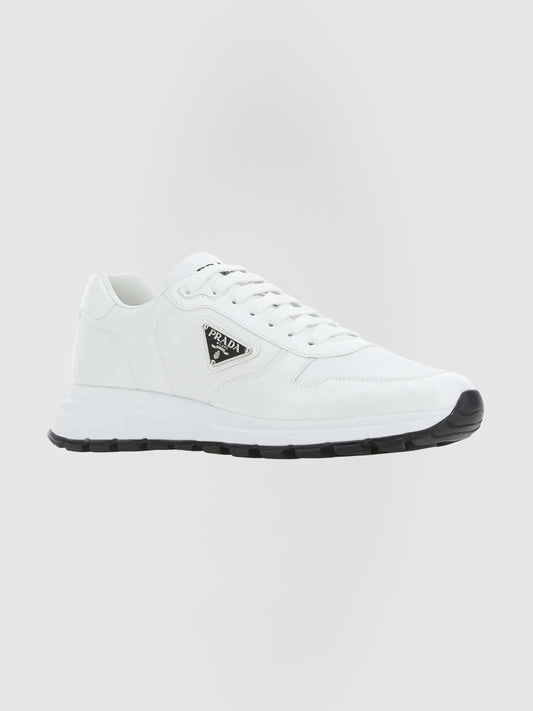 Logo sneakers