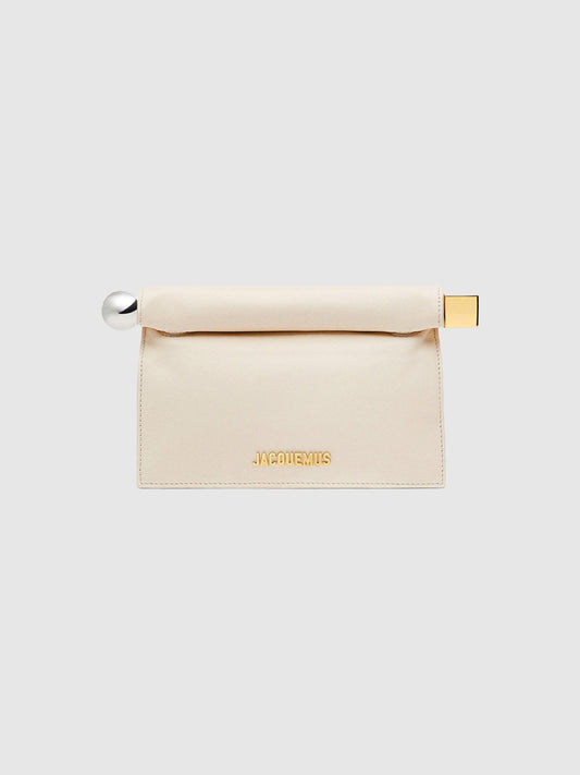 The small Rond Carré clutch
