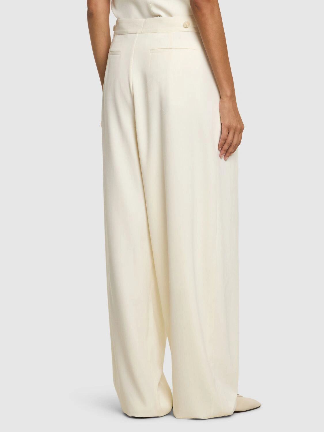 djustable pleated wool pants